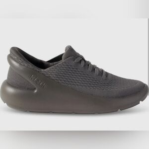 KIZIK ROAMER HANDS FREE SLIP-ON SNEAKER IN GRAPHITE. SIZE M 11.5 W 13...